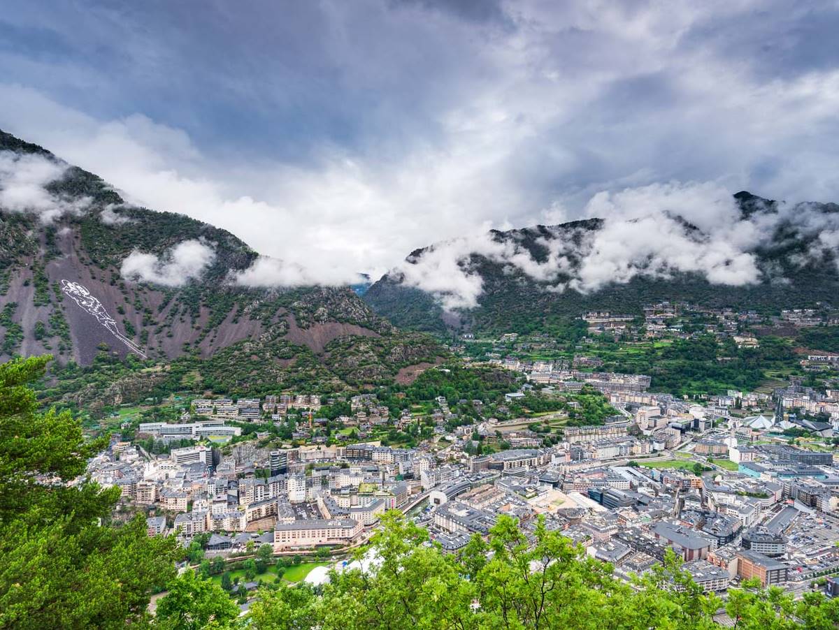 Advantages of investing and living in Andorra